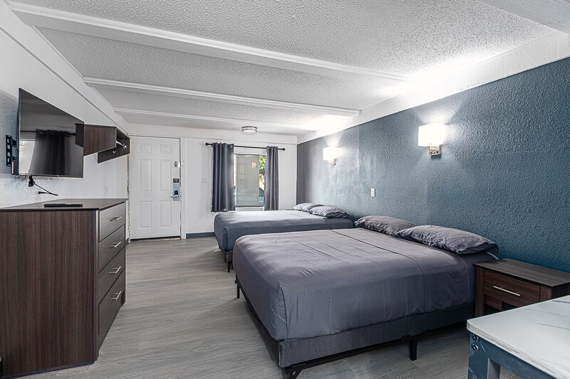 Studio with two beds — sleeps up to 4